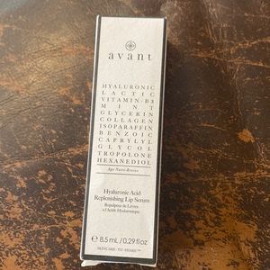 Avant Hyaluronic Acid Replenishing Lip Serum